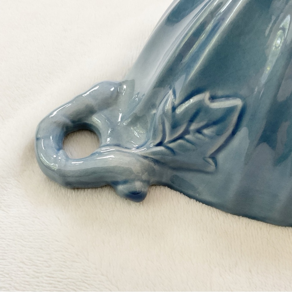 Vintage Blue Glazed Ceramic Centerpiece Bowl Leaf Handle MCM Console Bowl - Picture 9 of 16
